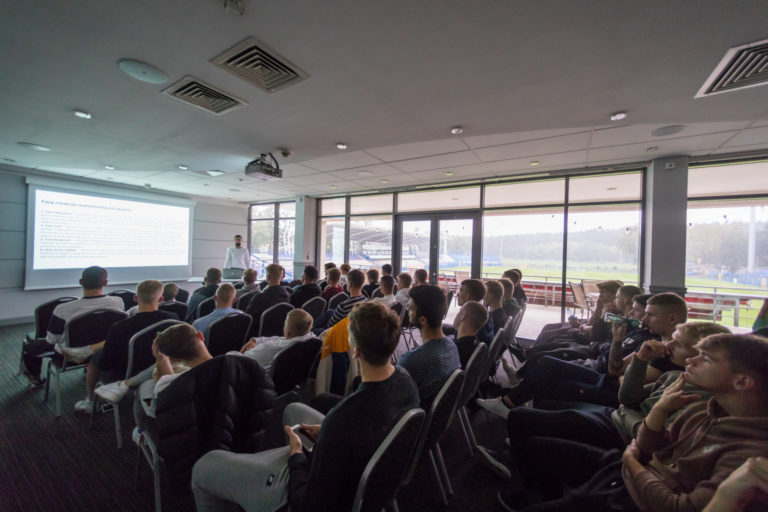 Wykłady dla Akademii Lecha Poznań